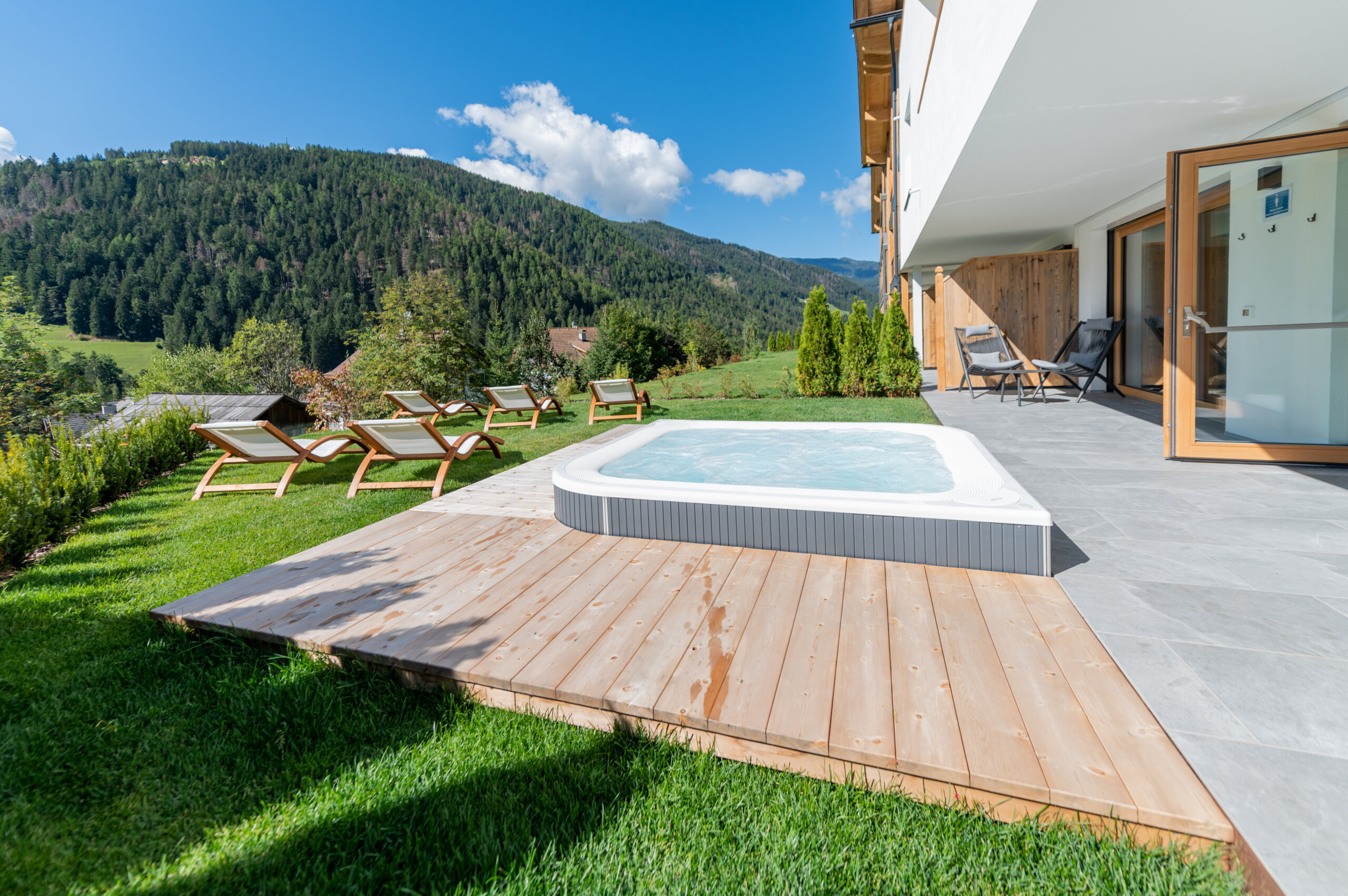 Relaxdays Sauna, Whirlpool & Wellness am Kronplatz Chalet Nora